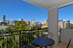 Spring Hill Mews - Tourism Caloundra 3