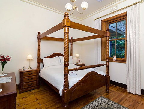 Dumas House - Tourism Caloundra 3