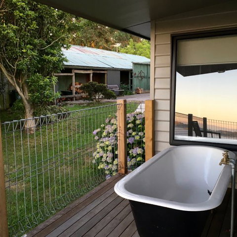 Halcyon Cottage Retreat - Self Contained Accommodation - Tourism Caloundra 3