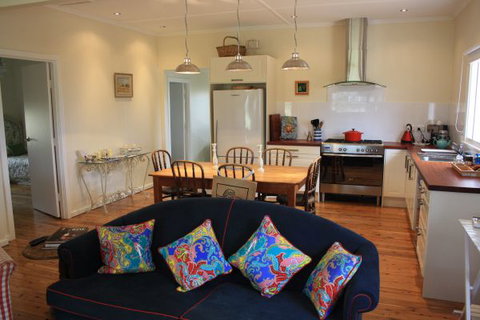 Rabbiter's Hut - Tourism Caloundra 2