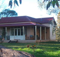 Baranduda Homestead BB Cottages - Tourism Caloundra