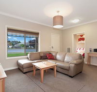 Hamilton Accommodation - Tourism Caloundra