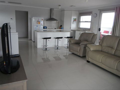 Wellington - Tourism Caloundra 1