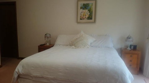 Gaerwood Bed Breakfast - Tourism Caloundra 0