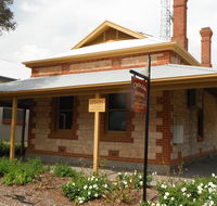 Clydesdale Cottage Bed  Breakfast - Tourism Caloundra
