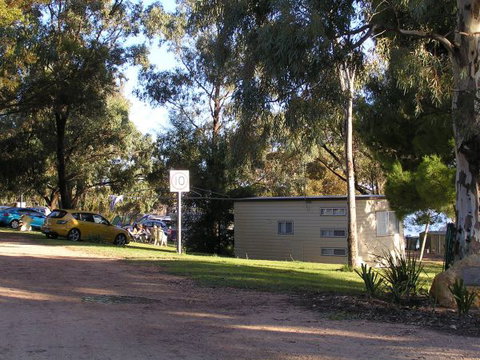Barmera North Lake Caravan Park - Tourism Caloundra 1