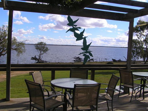Barmera North Lake Caravan Park - Tourism Caloundra 3