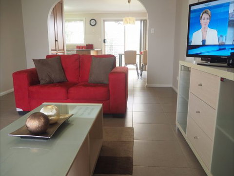Bertha Street Serviced Apartments - Tourism Caloundra 0