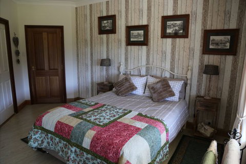 BellbirdHill Bed And Breakfast - Tourism Caloundra 5
