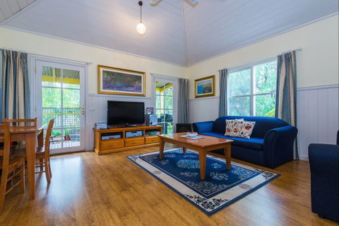 Bendigo Cottages Bed And Breakfast - Tourism Caloundra 1