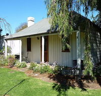 Cameron's Cottage - Tourism Caloundra