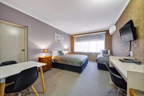 Central Deborah Motel - Tourism Caloundra 2