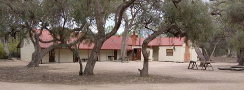 Chowilla Station Shearer's Quarters Accommodation - Tourism Caloundra 0