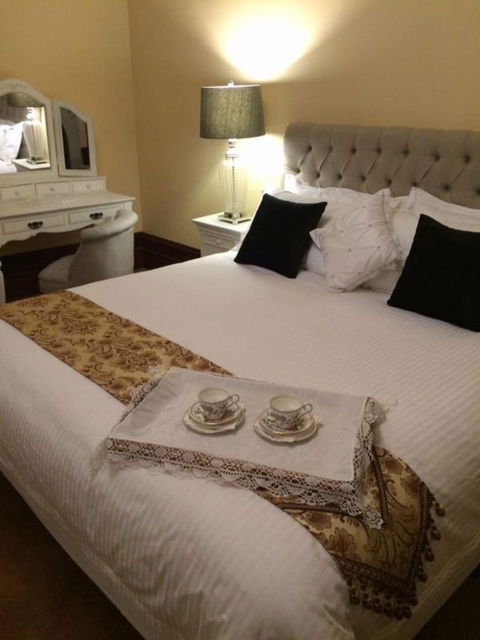 Clifton House And Gardens: Farm Stay Accommodation - Tourism Caloundra 1