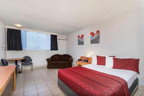 Comfort Inn Robert Towns - Tourism Caloundra 8