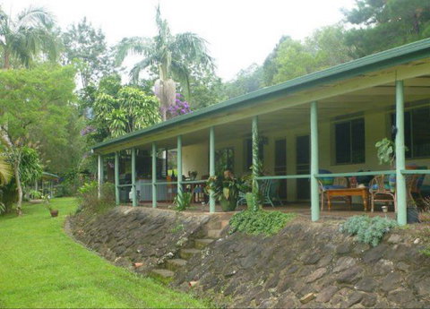 Crofton's Retreat - Tourism Caloundra 0