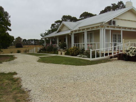 Daisyburn Homestead - Tourism Caloundra 2