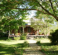 Dingle B and B - Tourism Caloundra