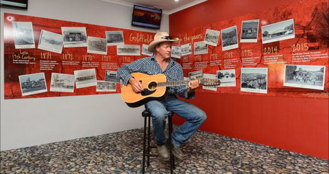 Goldfields Hotel And Finnigan's Rest - Tourism Caloundra 1