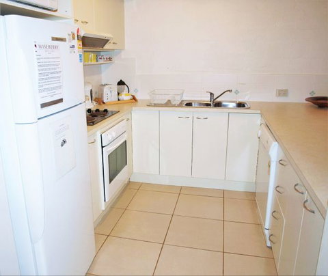 Hyams Beach Holiday Apartment - Tourism Caloundra 6