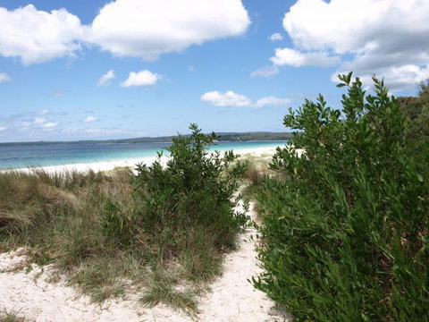 Hyams Beach Holiday Apartment - Tourism Caloundra 9