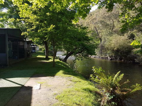 Jamieson Caravan Park - Tourism Caloundra 3