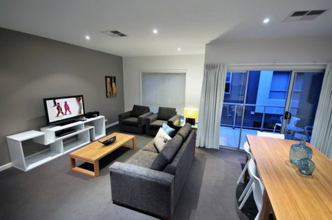 La Loft Apartments - Tourism Caloundra 2