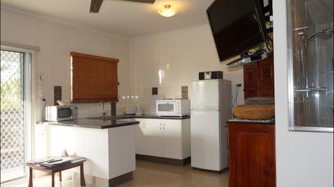 La Solana Holiday Apartments  - Mackay - Tourism Caloundra 5