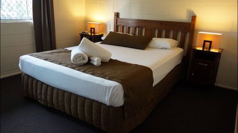 La Solana Holiday Apartments  - Mackay - Tourism Caloundra 9