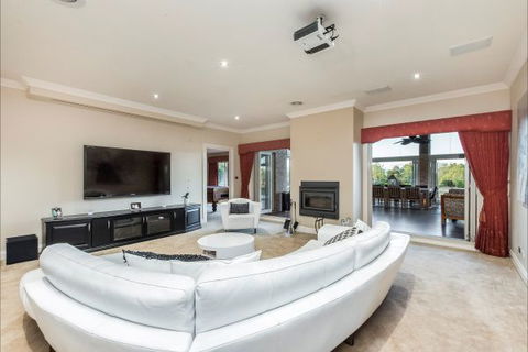 La Bella Vita - Tourism Caloundra 2