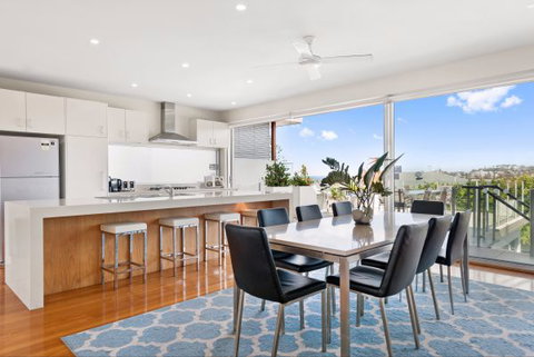 Limelight - Tourism Caloundra 4