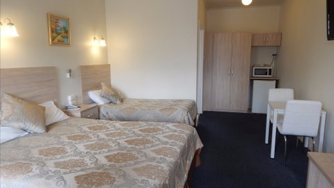 Jacksons Motor Inn - Tourism Caloundra 11