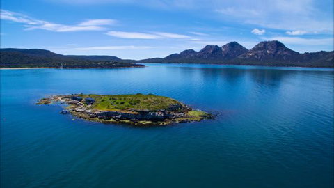 Picnic Island - Tourism Caloundra 1