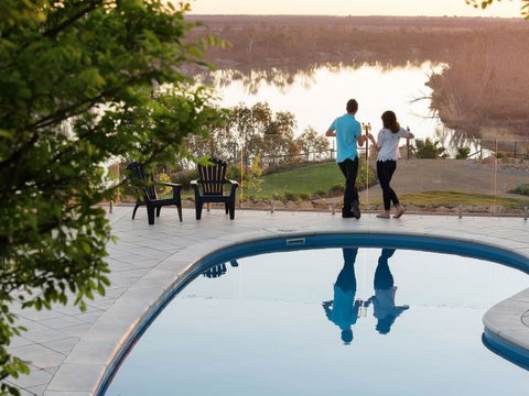 Rilli Retreat - Tourism Caloundra 0