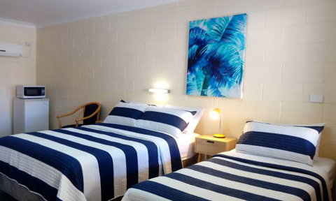 Sail Inn - Yeppoon - Tourism Caloundra 3