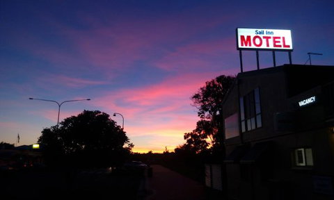 Sail Inn - Yeppoon - Tourism Caloundra 8