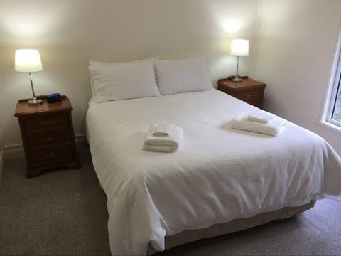 Smith Street Cottage - Tourism Caloundra 8