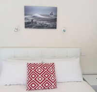 Springtide Studio Apartments - Tourism Caloundra