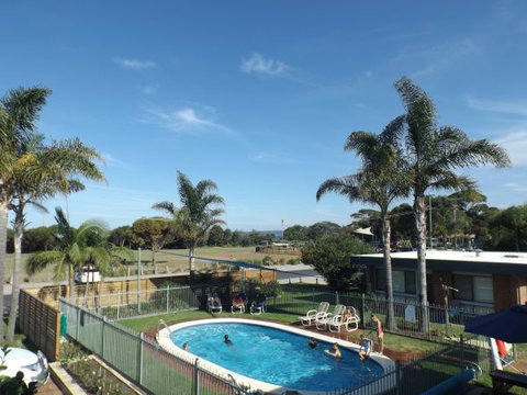 Surfside Holiday Apartments - Tourism Caloundra 1