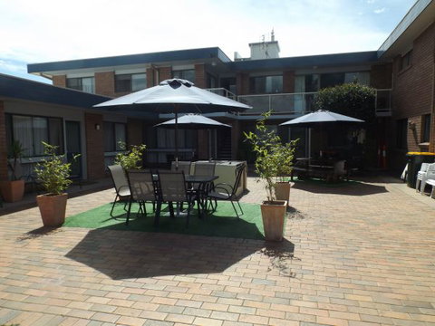 Surfside Holiday Apartments - Tourism Caloundra 2