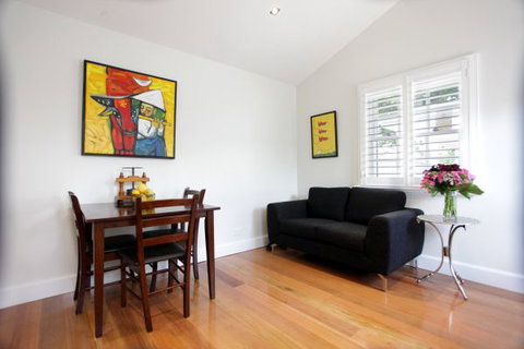 Tannin Apartment - Tourism Caloundra 0