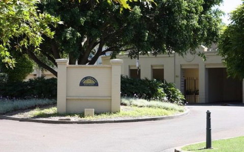 The Lombard Estate Sydney - Tourism Caloundra 0