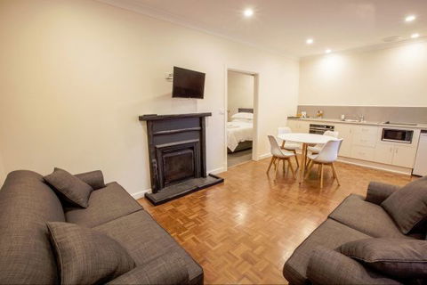 The Mill Apartments, Clare Valley - Tourism Caloundra 0