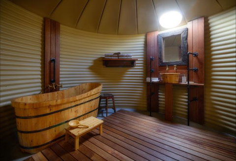 Truffle Lodge - Tourism Caloundra 5