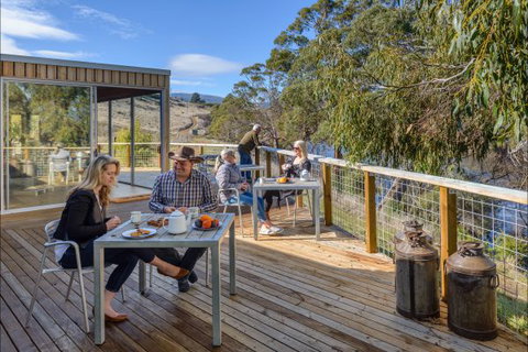 Truffle Lodge - Tourism Caloundra 6