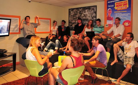 Westend Backpackers - Tourism Caloundra 1