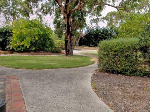 Woodbyne Resort - Tourism Caloundra 3