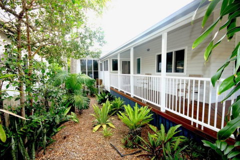 Cavvanbah Seaside Cottage - Tourism Caloundra 7