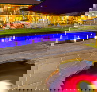 Advance Motel - Tourism Caloundra