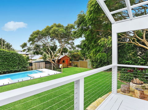 Amalfi Beach House - Tourism Caloundra 0